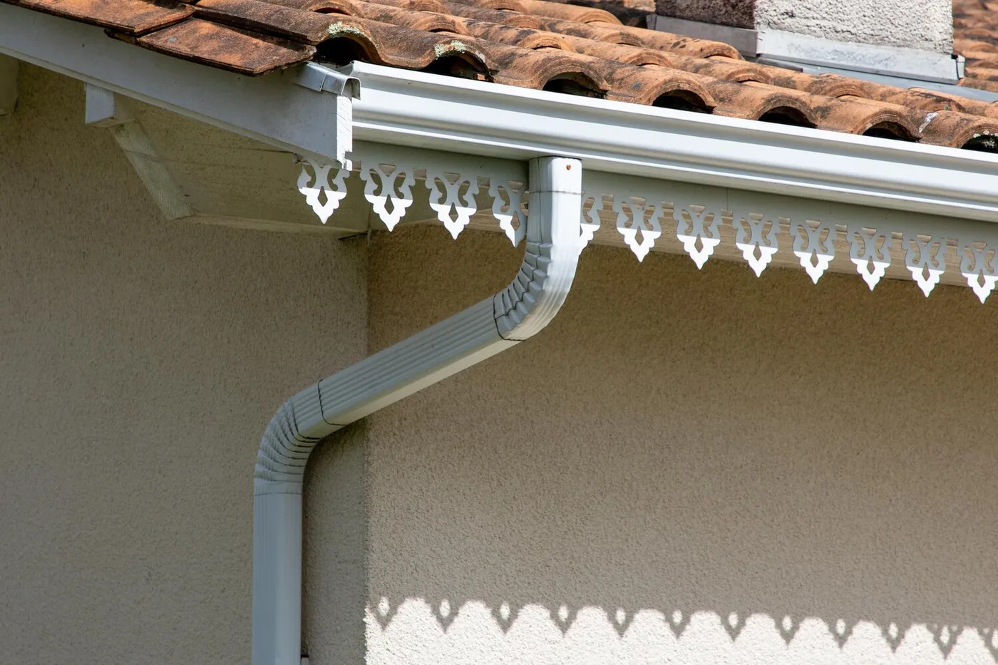 How Gutter Guards Can Save You Time And Money — illustration