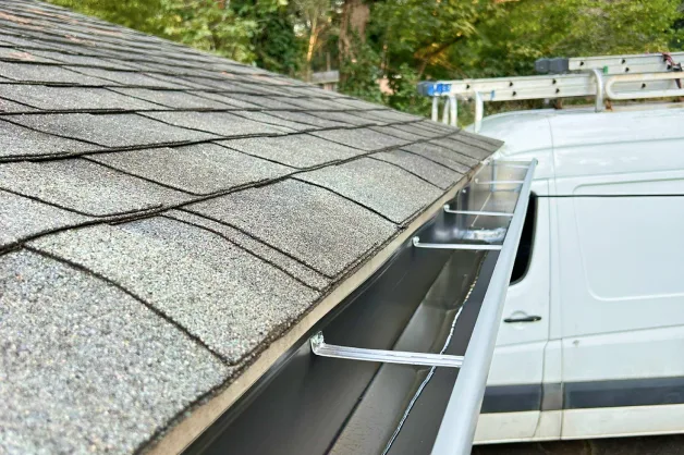 How To Safely Clean Gutters Safely — illustration